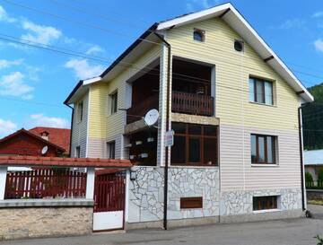 Фотографии Гостевой дом Sunny House Madjare Guest House г. Маджаре (Болгария) №1 Фото Гостевой дом Sunny House Madjare Guest House г. Маджаре 1