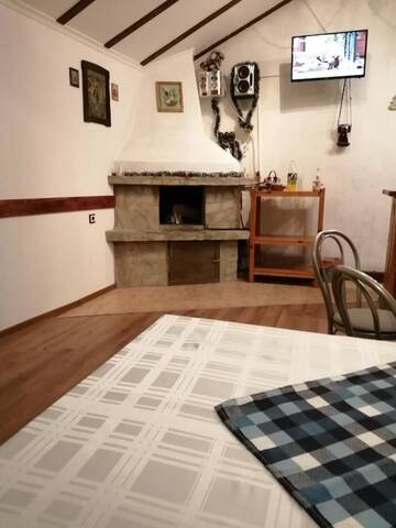 Фото номера Коттедж с 6 спальнями Дома для отпуска Guest House Lorian г. Маджаре 48