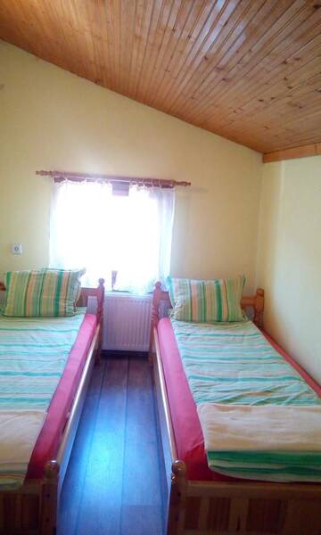 Фото номера Коттедж с 6 спальнями Дома для отпуска Guest House Lorian г. Маджаре 11